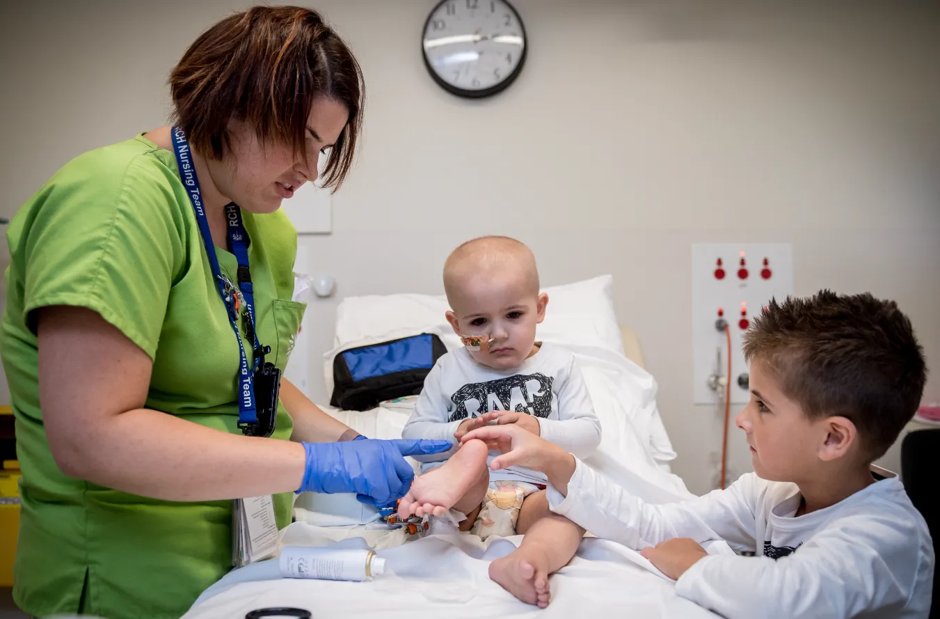 Maxi’s Magic: The Little Boy Who Never Stopped Smiling Mceclip41 1760687367 Q80